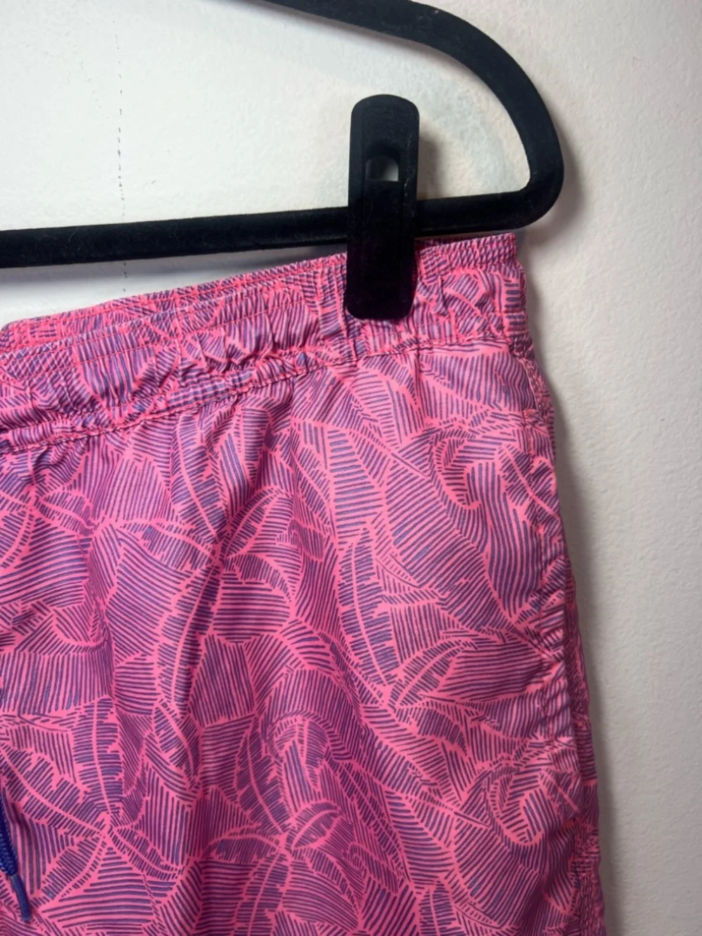 Vineyard Vines Linear Tropics Chappy Trunks Sunset Pink Lined Swim Shorts Medium